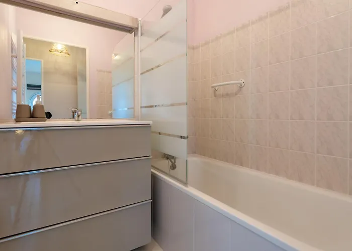 Le Belvedere By Interhome Appartement