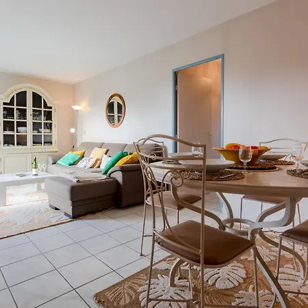 Le Belvedere By Interhome Apartman *